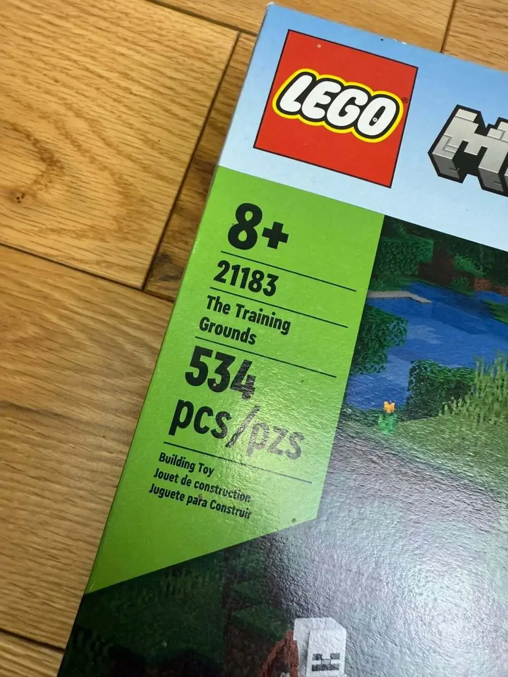 Lego Minecraft The Training Grounds 21183 New Sealed Set